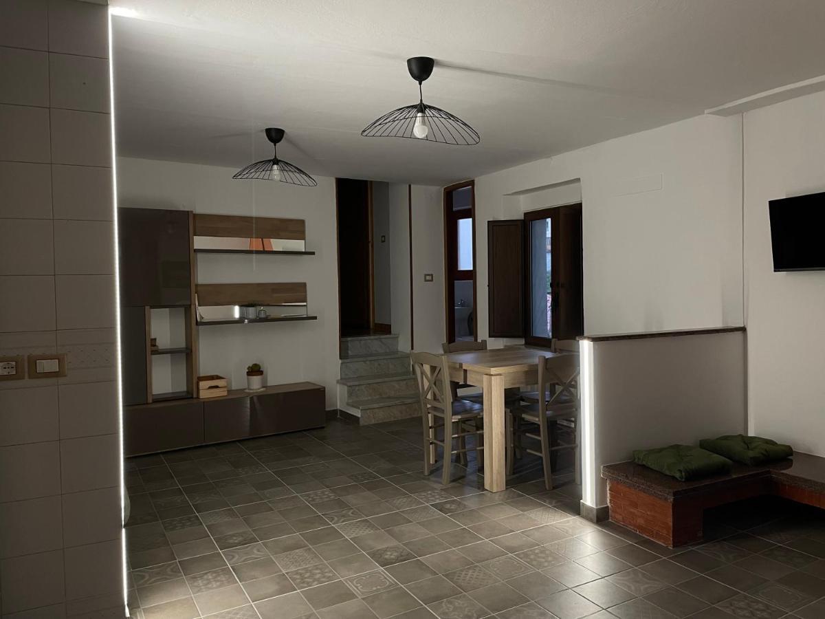 Angelina Al Borgo Apartment Aieta